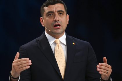 video george simion prezinta scuze pentru ca l a facut autist pe nicusor dan am vrut sa spun ca e securist nazist marxist 68261ce61202c