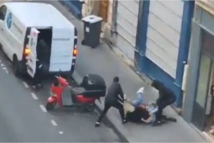 video inca o tentativa de rapire pe strazile parisului fiica unui magnat cripto a fost atacata in plina zi de mai multi barbati inarmati 68256f0216d22
