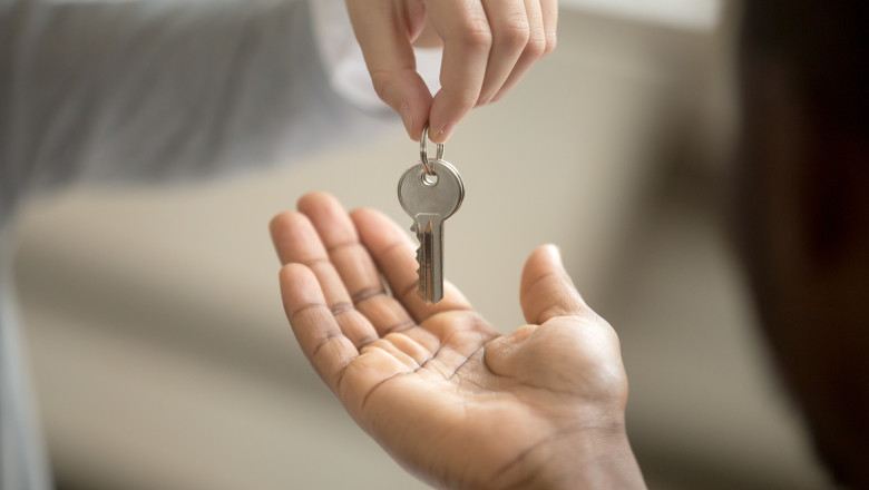 video locuinte la pret de masina in localitatile parasite orasul in care o garsoniera se vinde cu 5 000 de euro pretul e dictat de piata 683591a1c9cee