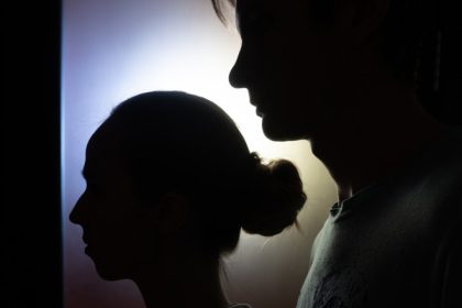 video m a lovit de pereti la fiecare 10 secunde in romania o femeie este batuta de partenerul ei marturia uneia dintre victime 682c6f08940fe