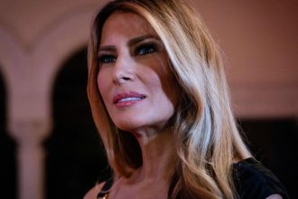 video melania trump lanseaza un audiobook cu memoriile sale povestite de propria voce generata de inteligenta artificiala 68302fb998995