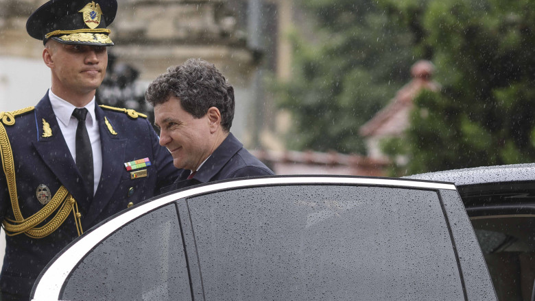 video nicusor dan cheama miercuri partidele la discutii informale pentru formarea noului guvern ce program are azi 6835718855d93