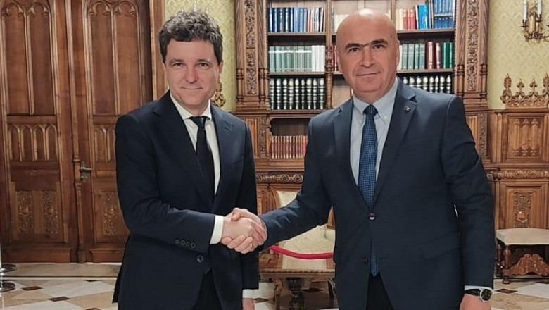 video nicusor dan s ar putea intalni astazi cu ilie bolojan cand ar urma sa aiba loc investirea sa in functia de presedinte surse 682b1461cc2f5