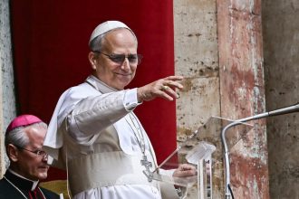 video papa leon al xiv lea apel pentru liderii lumii in prima sa rugaciune de duminica la vatican gata cu razboiul 68208ef112872