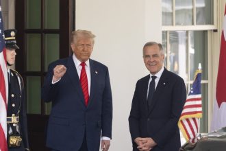 video premierul canadei i a transmis lui donald trump la intalnirea din biroul oval ca tara sa nu va fi de vanzare niciodata 681b1561499a4