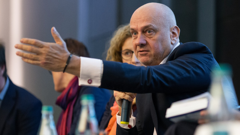 video presedintele bns dupa anuntul lui george simion privind concedierea a 500 000 de bugetari este exclus mesaj pentru candidatul aur 681b22b854c92