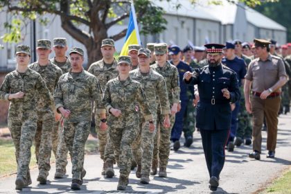 video ucraina invitata la parada militara de ziua victoriei din londra soldati ucraineni vor defila in capitala britanica 68160c4cf3ae2