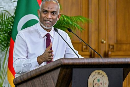 video volodimir zelenski detronat de presedintele din maldive la capitolul cea mai lunga conferinta de presa 15 ore a durat evenimentul 6818a84a8e349