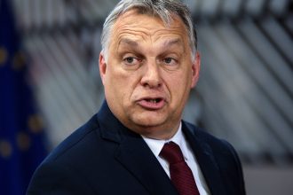viktor orban continua sa atace ucraina razboiul va fi si el primit raspunsul presedintei parlamentului european 6822071c8b273