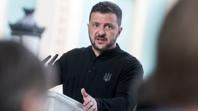 zelenski nu vrea sa se joace cu armistitiile scurte propuse de putin e o reprezentatie teatrala din partea lui 6815e21da79a6