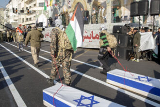 analiza ss comintern si mafia la un loc forta care l pastreaza pe ali khamenei in fruntea iranului transforma esecul in martiriu 686213542c9ad