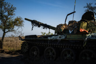 armata rusa e nevoita sa refoloseasca tancuri t 62 vechi pentru posturi fixe de tir potrivit gru 6860318a1e41b