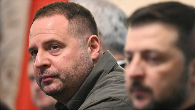 ascensiunea cardinalului verde de la kiev ce planuri ascunse are puternicul sef de cabinet al lui volodimir zelenski politico 683fd8bceb4e8