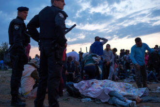bloomberg sua vor sa expulzeze migranti in serbia si in alte state din balcani 68418b7f66959