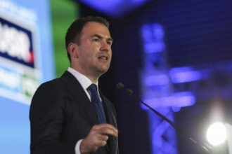 catalin drula la investirea guvernului sa intrati in ministere din prima zi cu drujba ce a spus despre elefantul din camera 68598199e958b