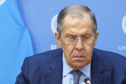 ceasul apocalipsei se apropie tot mai mult de miezul noptii avertizeaza serghei lavrov 685bec5456afd