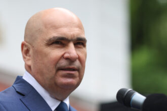 cine este ilie bolojan premierul desemnat de nicusor dan pentru a forma noul guvern 6855666ce8579