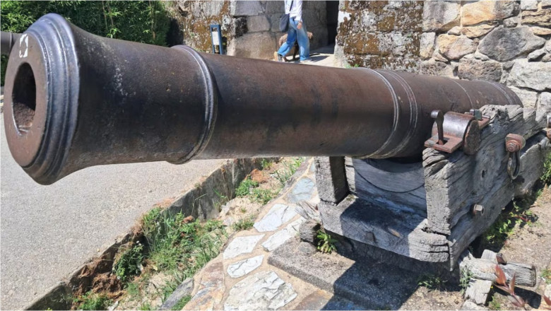 corabiile negre si tunurile tarului cum a cazut prada un rege al spaniei uneia dintre cele mai mari escrocherii din istorie 6858e6bebcaa6