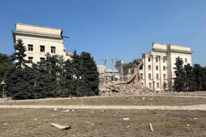 creaturi complet bolnave reactia lui zelenski dupa ce rusia a doborat cu bombe cladirea administratiei din herson 6841da090021a