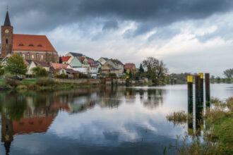 cum vor germanii sa creasca populatia orasului otelului prima localitate urbana complet planificata de comunistii din rdg 683d22fcd4268