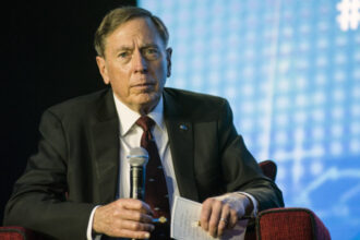 daca reuseste in ucraina putin nu se opreste ar putea sa invadeze lituania crede fostul sef al cia generalul david petraeus 683e749300aa0