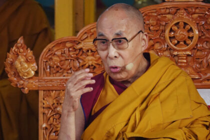 dalai lama si ar putea anunta succesorul pe 2 iulie cu cateva zile inainte sa implineasca 90 de ani 68543810d6148