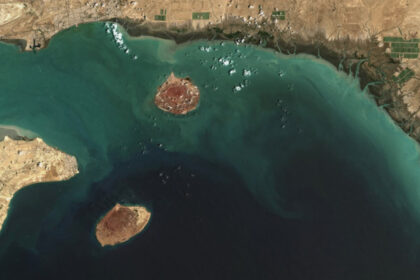 de ce stramtoarea ormuz pe care iranul ameninta ca o va inchide este vitala pentru comertul mondial 685a2a64bc9fb