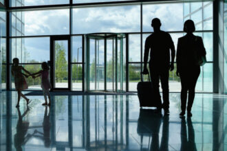 despagubiri mai mici pentru pasagerii curselor aeriene intarziate ue vrea sa schimbe regulile 684983c1d6f60