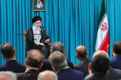 disidentii iranieni care reprezinta o amenintare pentru regim ce spun despre atacurile israelului si tranzitia spre democratie 68538bddf053c