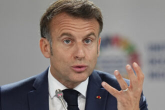 donald trump tinta criticilor la summitul onu al oceanelor emmanuel macron groenlanda si antarctica nu sunt de vanzare 6846cba59c788