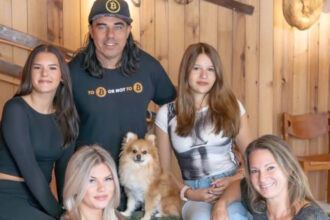 familia bitcoin isi ascunde codurile de criptomonede pe patru continente dupa o serie de rapiri in industria cripto 684530514d368