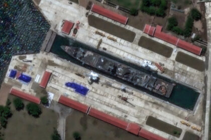 foto noul distrugator al coreei de nord a fost mutat langa granita cu rusia pentru reparatii dupa lansarea esuata la apa 6846fce271d74