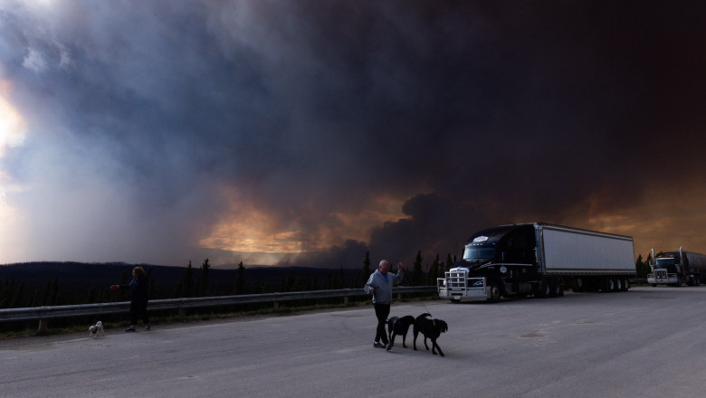 fumul degajat de incendiile violente din canada a ajuns in europa ce arata datele copernicus 683efec2d5be9