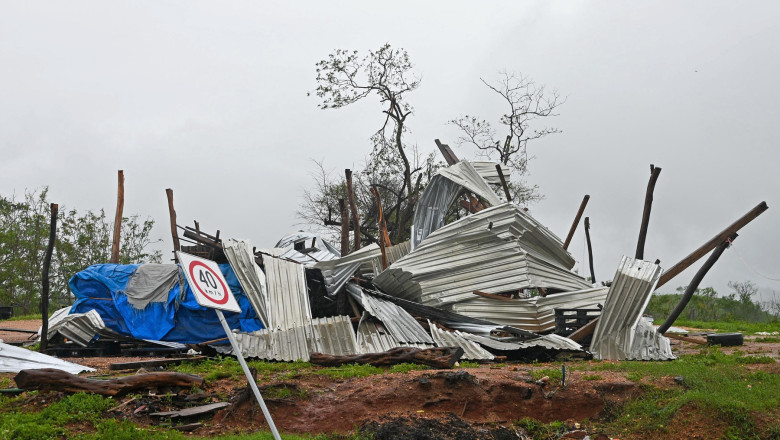 galerie foto cel putin doi morti in urma uraganului erick ploi torentiale si pagube majore in sudul