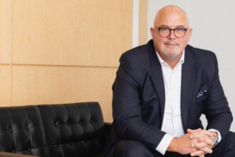 interviu kingsley wheaton chief corporate officer bat cum a transformat tehnologia consumul de produse cu tutun si nicotina 68480ed924a00