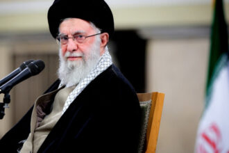 israelul afirma ca l ar fi ucis pe ali khamenei liderul suprem al iranului daca acesta nu s ar fi refugiat in buncar 685d8792d411b