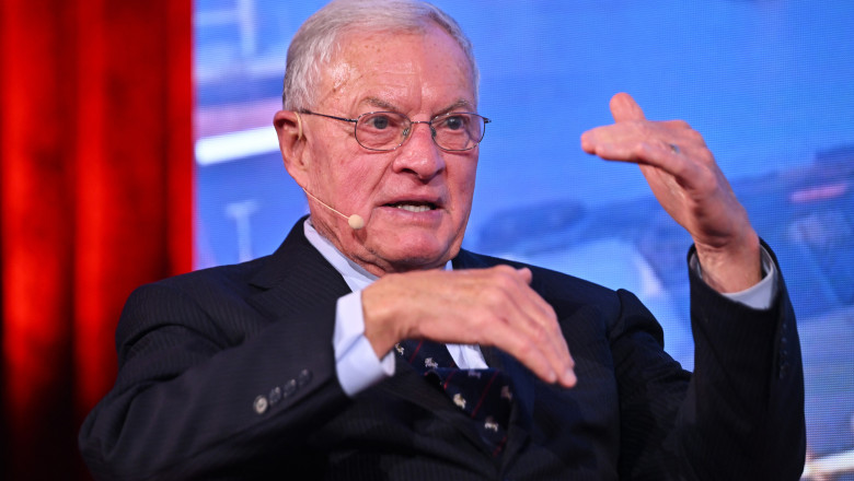 keith kellogg a dezvaluit cum l a comparat pe volodimir zelenski cu abraham lincoln intr o discutie cu donald trump 684aeb83598a5