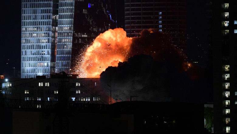 live text a doua noapte de bombardamente israelul este in razboi iranul isi rezerva dreptul de a raspunde decisiv 684d055f9cc76