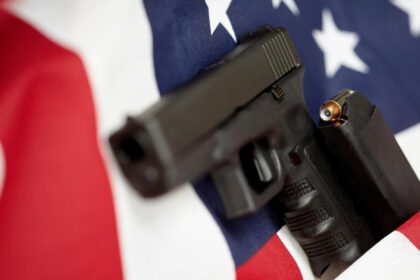 mii de decese in plus in randul copiilor in statele din sua care au relaxat legislatia privind armele de foc 6847e034df173