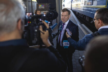 ministrul german de externe la kiev de cine e insotit si care e programul vizitei 68622f4754aa6