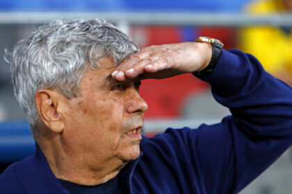 mircea lucescu a renuntat la louis munteanu pentru meciul cu austria a fost un antrenament mai dificil 6843ba015ae08