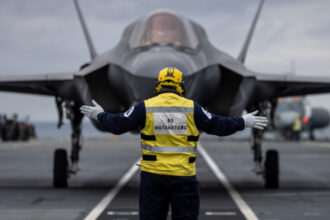 nato ar putea forta marea britanie sa ridice cheltuielile de aparare la 35 din pib pentru a l linisti pe donald trump surse 683ee173a9757