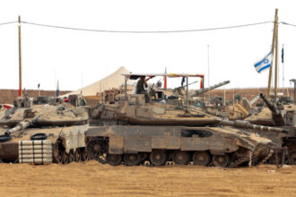 netanyahu confirma ca israelul inarmeaza rivalii hamas din gaza opozitia numeste planul o nebunie totala 68430f67e622f