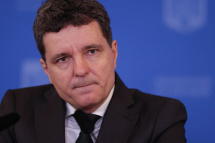 nicusor dan nemultumit de procesul anticoruptie statul roman are restante foarte mari e nevoie de un director civil la sri 683ffd85e4f85