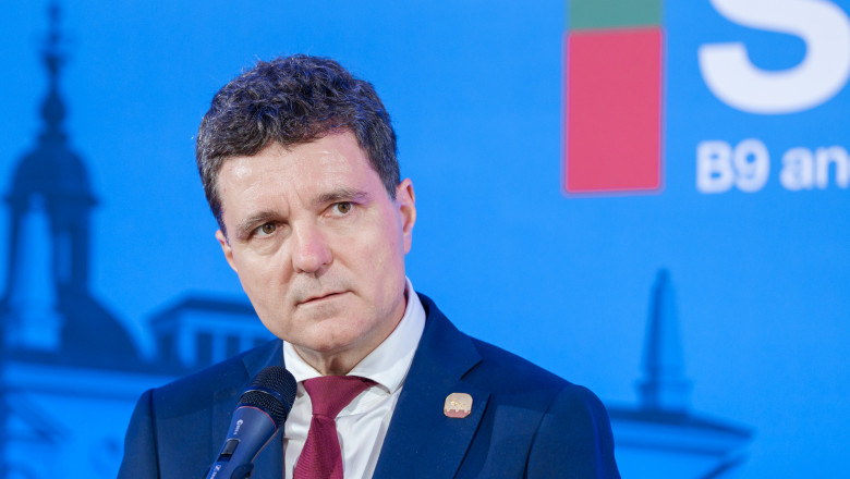 nicusor dan participa la primul sau summit nato unde va fi prezent si donald trump cu ce agenda merge presedintele romaniei 685a3bc4be5ad