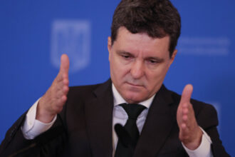 noi consultari la cotroceni nicusor dan maine o sa avem o schita pentru setul de masuri un nou guvern in 10 zile cam asa 6845ae266cad5