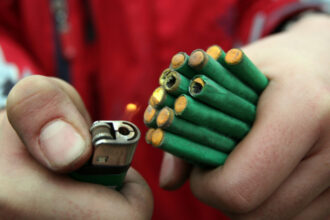 pedepse mai dure pentru vanzarea sau folosirea ilegala a petardelor si artificiilor o lege initiata acum 7 ani a fost promulgata 6842fbead953d