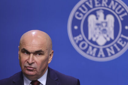 politico scrie despre guvernul bolojan romania risca reactii publice negative in urma masurilor de reducere a deficitului 686272376bb18