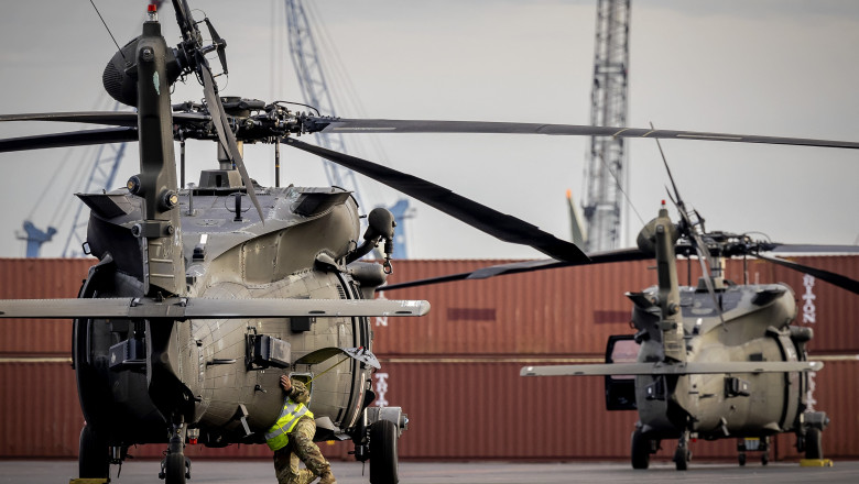 polonia amana cumpararea de elicoptere black hawk poate ca ar trebui sa achizitionam drone 684324785712c