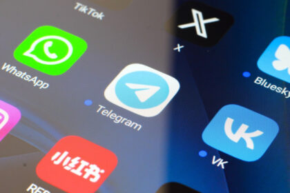 putin a autorizat crearea unei aplicatii de mesagerie de stat pentru a inlocui whatsapp si telegram in rusia 685b0eab09558